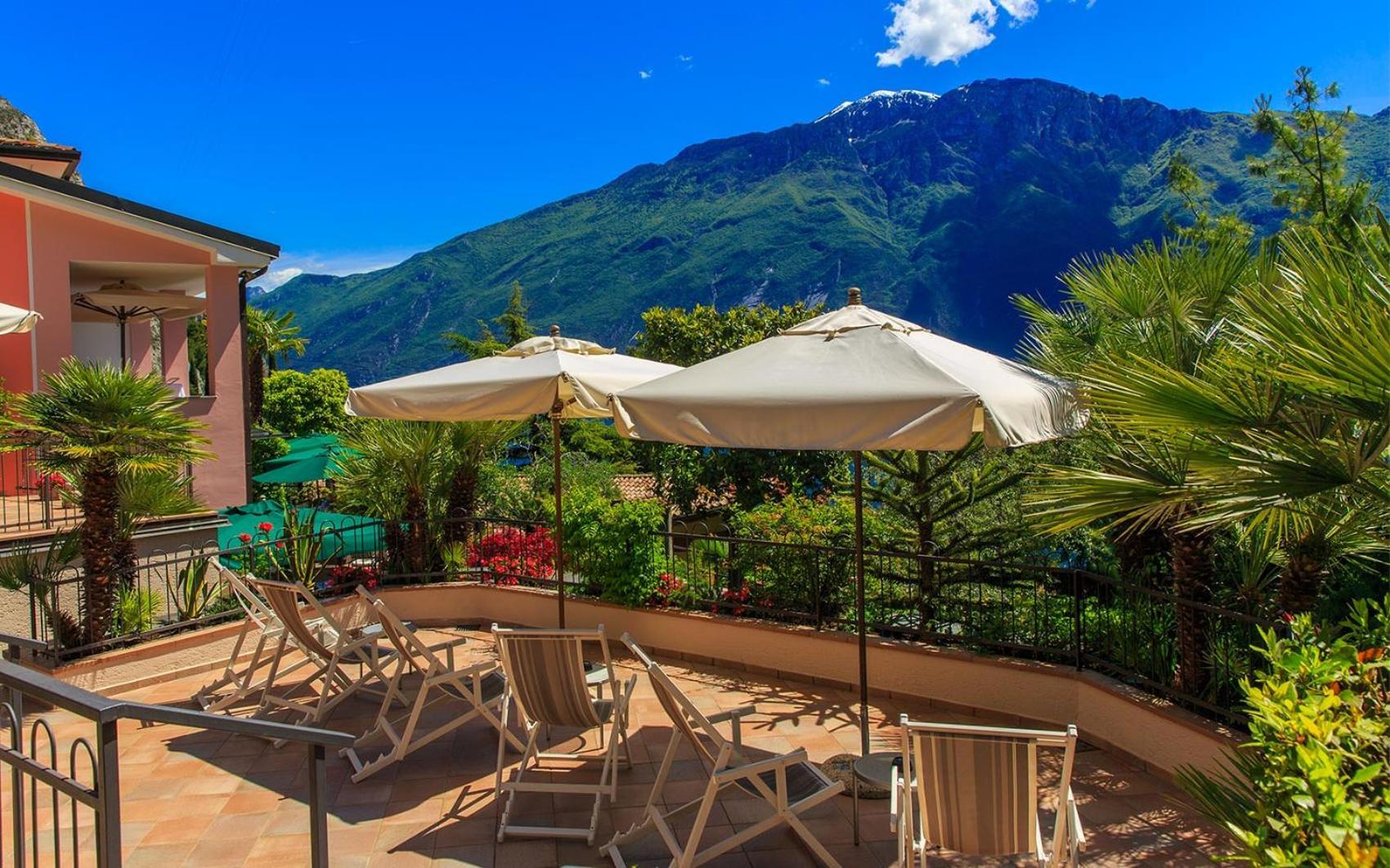 Hotel La Gardenia & Villa Oleandra Лимоне-суль-Гарда Номер фото