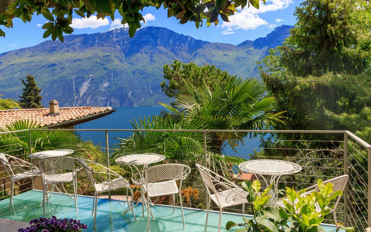 Hotel La Gardenia & Villa Oleandra Лимоне-суль-Гарда Экстерьер фото