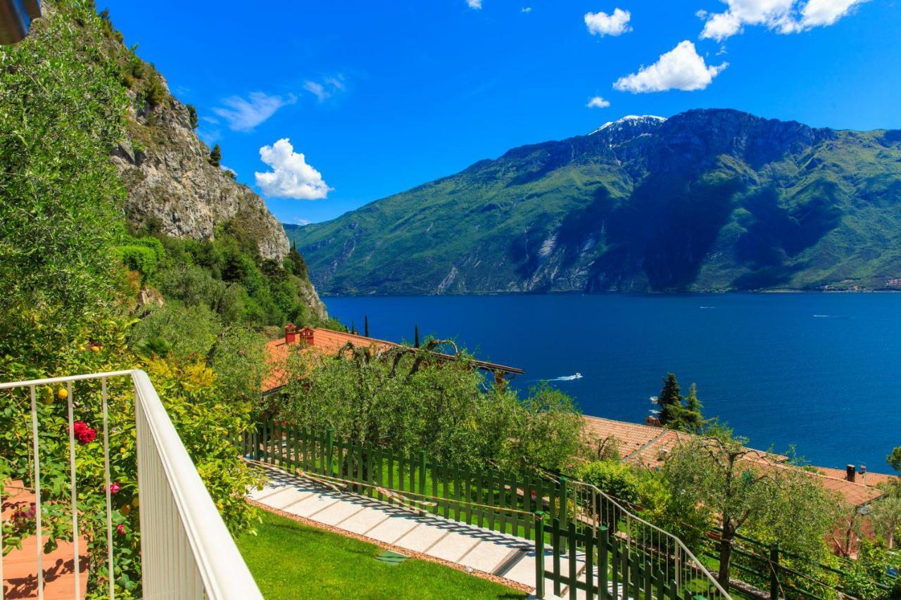 Hotel La Gardenia & Villa Oleandra Лимоне-суль-Гарда Экстерьер фото